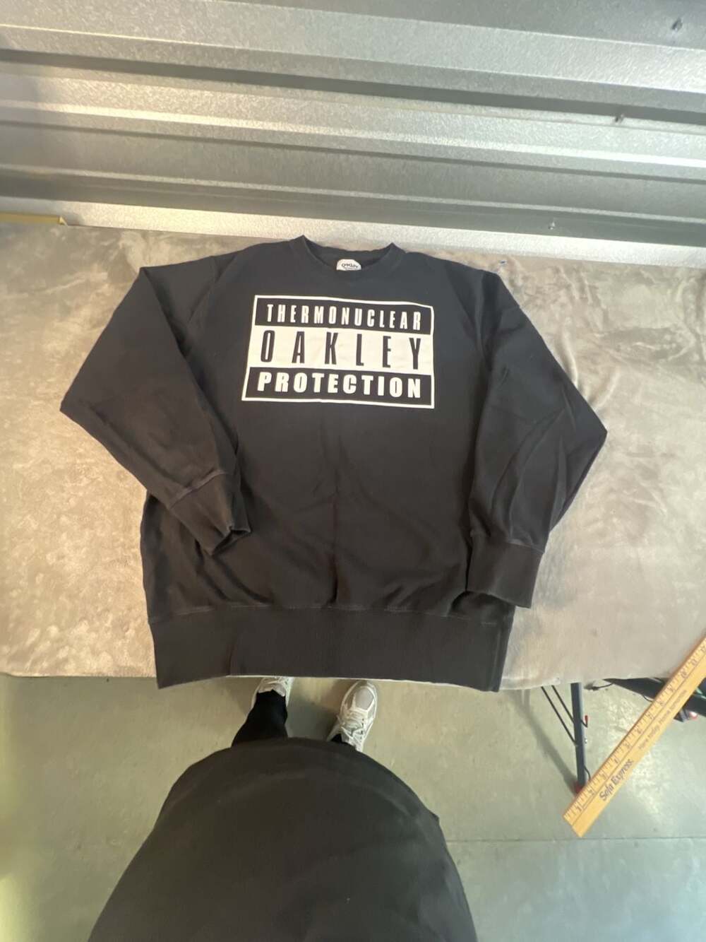 Oakley Thermonuclear Protection Black Crewneck Sweatshirt Size 2XL